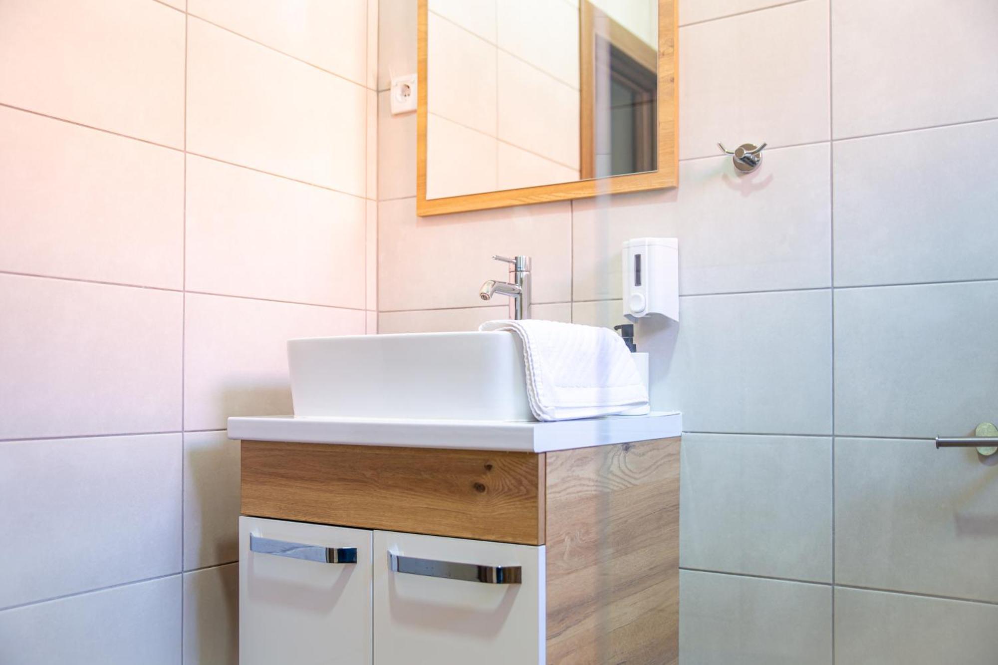 Apartments Velickovic Соко Баня Екстериор снимка